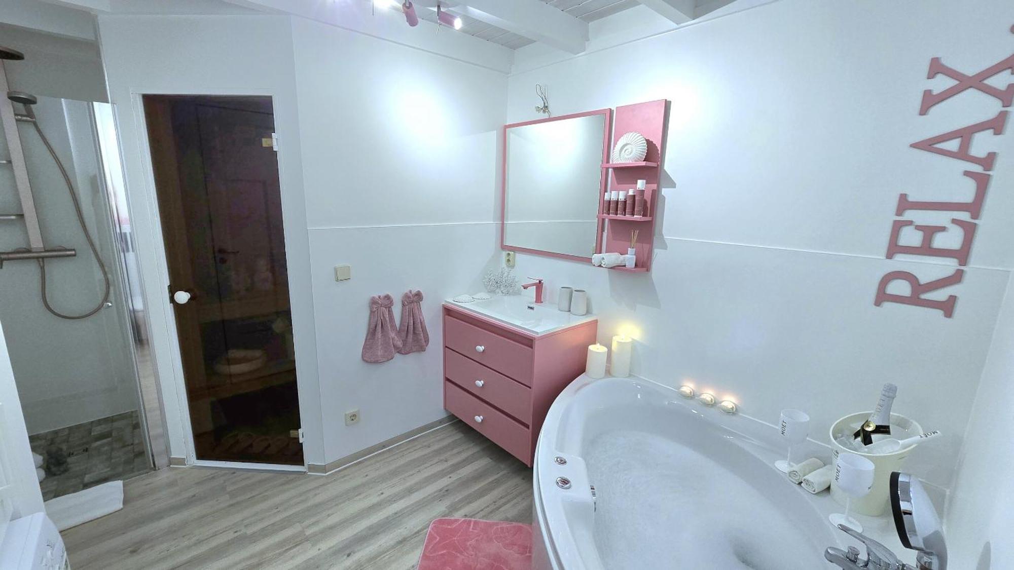 Pink Und Meer - Meerblick, Sauna, Kamin & Whirlpool Baabe Buitenkant foto